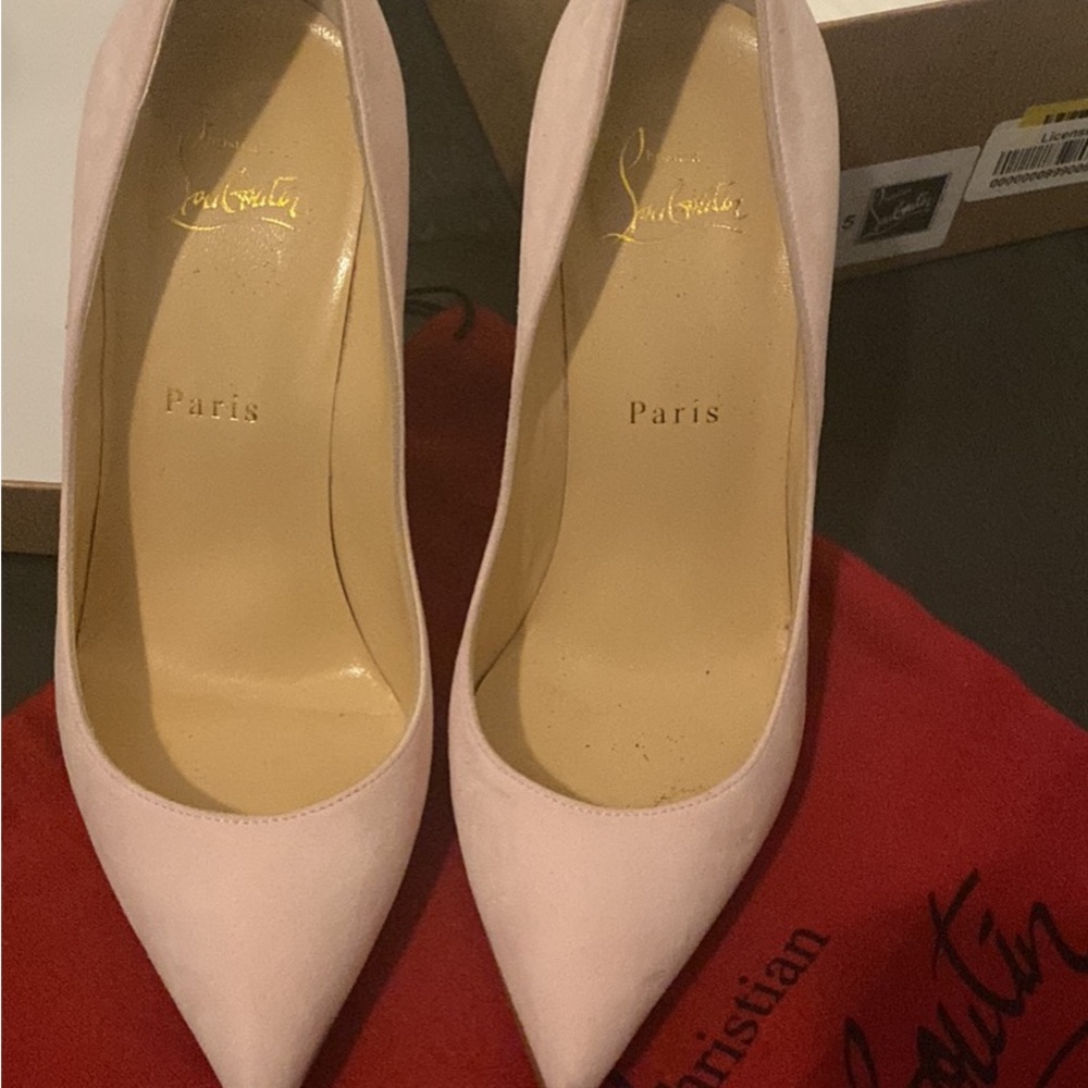 AUTHENTIC Christian Louboutins Light Pink Pigalle Follies 100